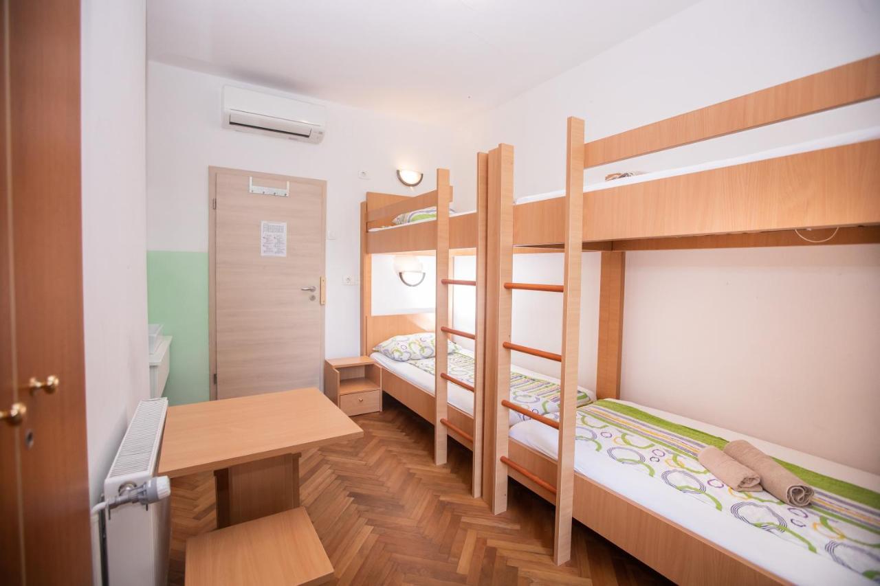 Hostel Soline Порторож Екстер'єр фото